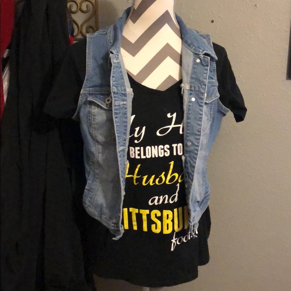 Jean Vest